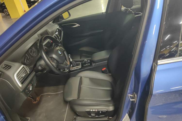 Used BMW 1 Series 2017 118i Sport Edition Left Front Seat