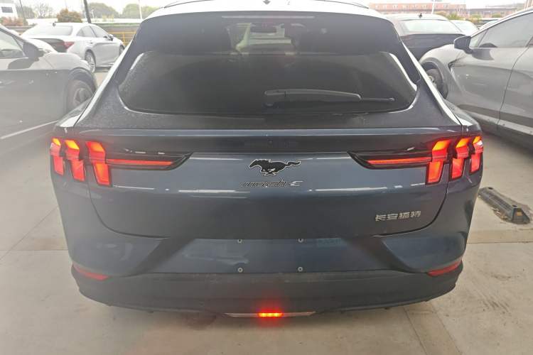 Used Ford Mustang Mach-E 2021 Leap Edition Rear-Drive Version (Standard Range)