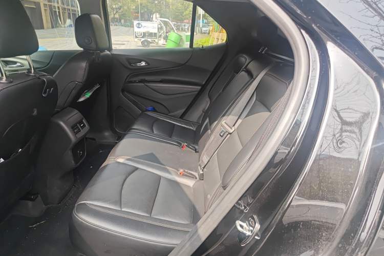 Used Chevrolet Equinox 2018 535T Automatic YuJie Edition