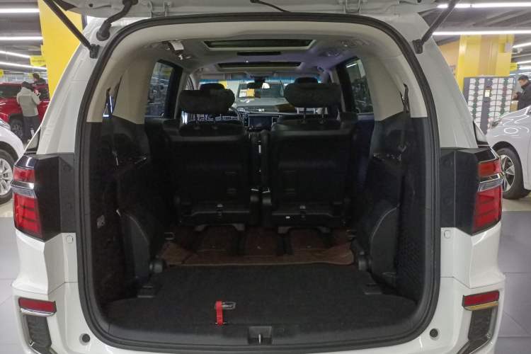 Used Honda Elysion 2019 2.0L Hybrid Comfort Edition