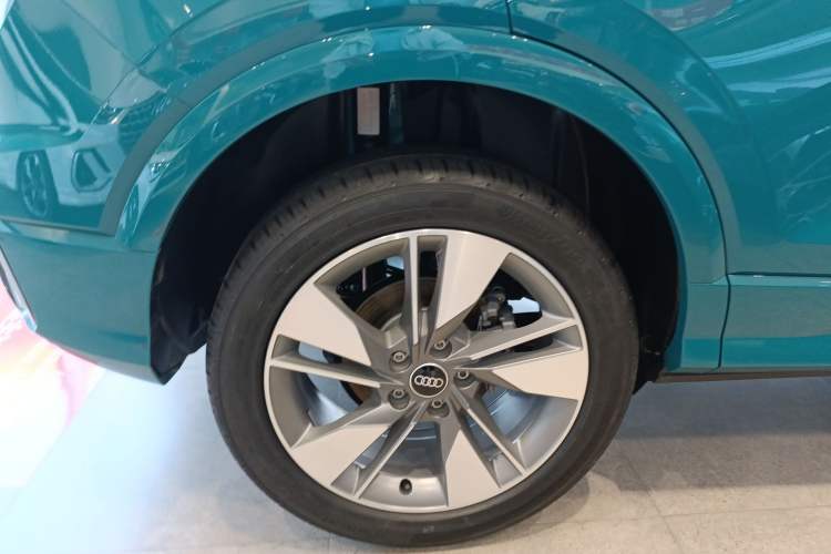 Used Audi Q2L 2025 35 TFSI Fashion Dynamic Edition
