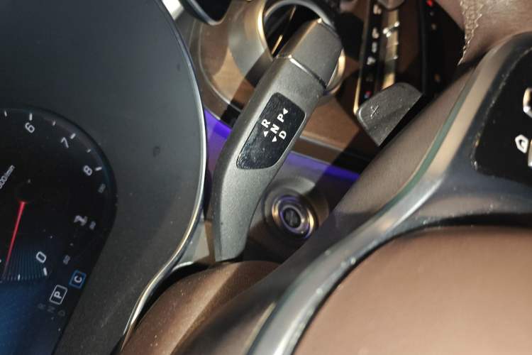 Used Mercedes-Benz GLC 2021 GLC 260 L 4MATIC Luxury Model
