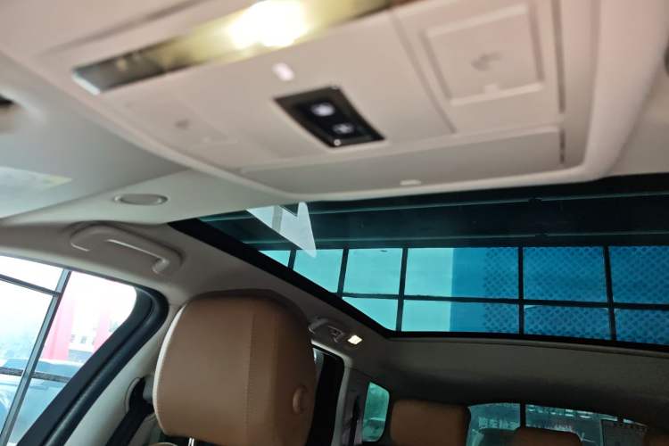 Used Land Rover Discovery Sport New Energy 2024 1.5T P300e Plug-in Hybrid Electric Version