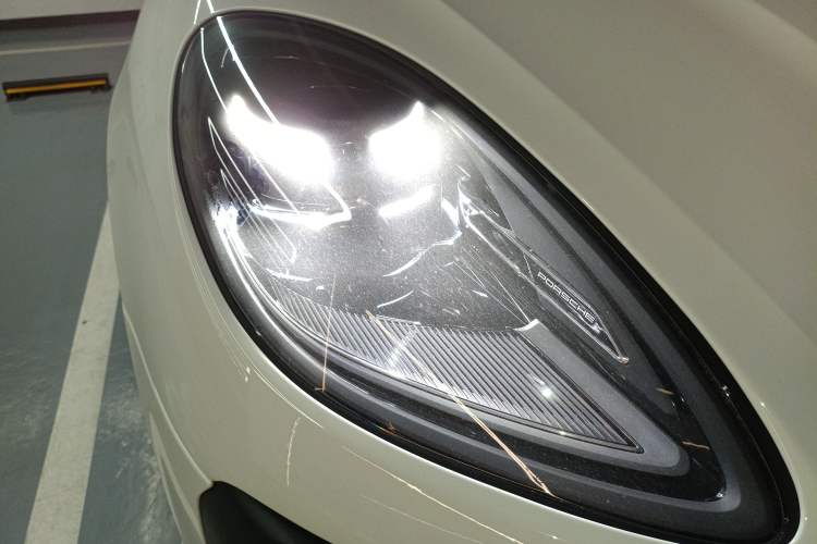 Used Porsche Macan 2023 Macan 2.0T Right Front Headlight