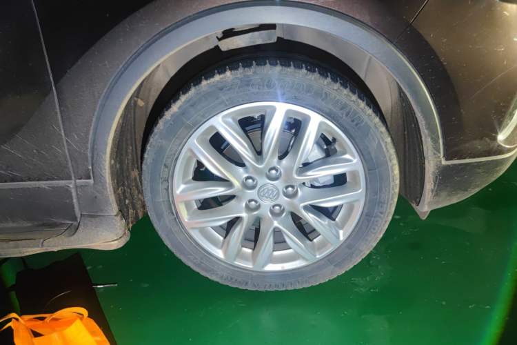 Used Buick Envision 2020 28T Four-Wheel Drive Elite Version Right Front Wheel Hub