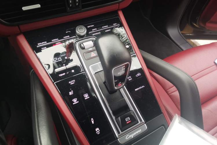 Used Porsche Cayenne E-Hybrid 2021 Cayenne E-Hybrid 2.0T
