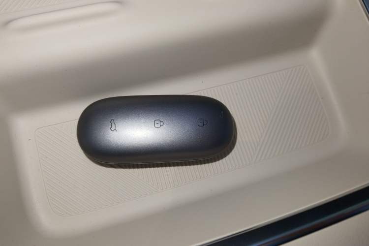 Used Li Auto L9 2025 Ultra Smart Refreshed Edition
