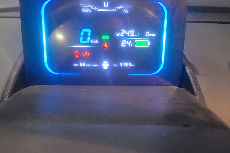 Used CHANGAN NEVO Lumin 2023 301km Honey Dew Edition
