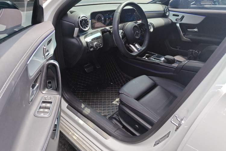 Used Mercedes-Benz A-AMG 2024 AMG A 35 L 4MATIC
