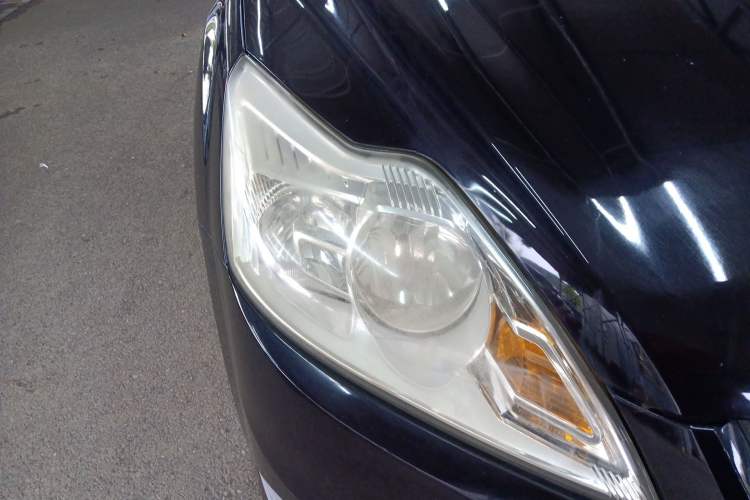 Used Ford Focus 2013 Sedan Classic 1.8L Automatic Base Model Right Front Headlight