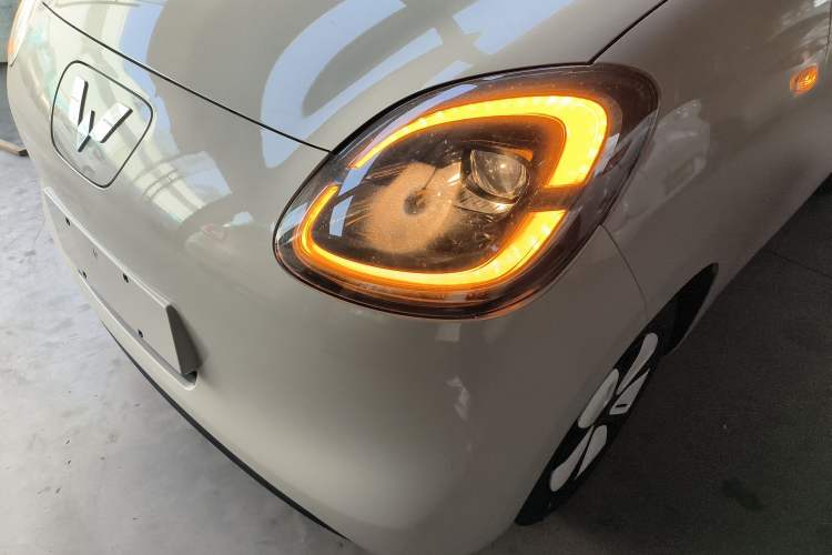 Used Wuling Hongguang MINIEV 2025 Four-Door Version Advanced Edition