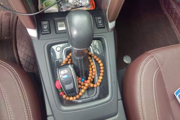 Used Subaru Forester 2016 2.5i Prestige Navigation Edition Gear Lever