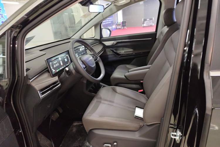 Used SAIC MAXUS Dajia 7 2024 Super Hybrid Long-Range Edition Enjoyment Version
