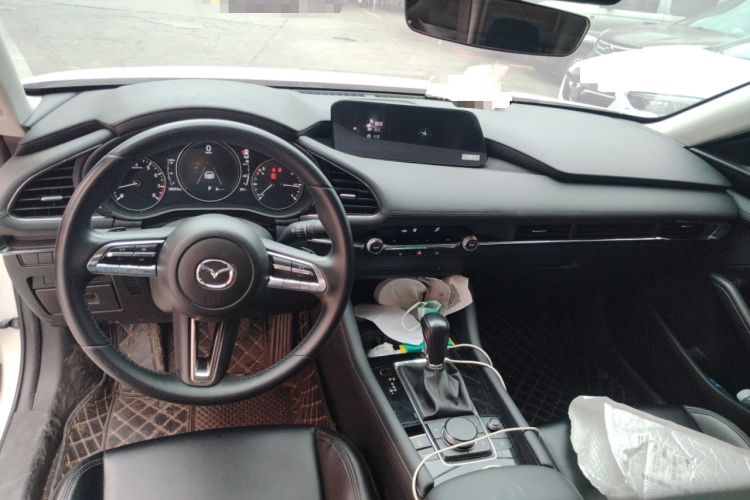 Used Mazda 3 Axela 2021 2.0L Automatic ZhiXuan Edition
