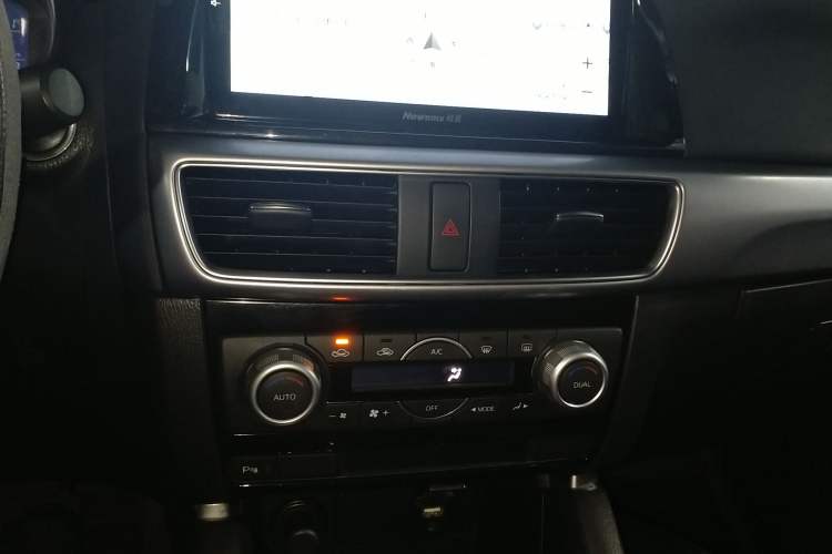 Used Mazda CX-5 2015 2.0L Automatic Two-Wheel Drive Urban Version