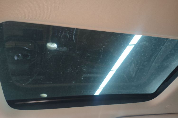 Used Denza D9 2024 DM-i 980 Four-Wheel Drive Prestige Model Headliner