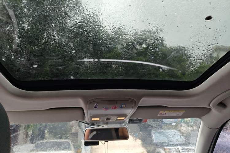 Used Volkswagen C-TREK 2017 230TSI DSG Comfort Version Headliner