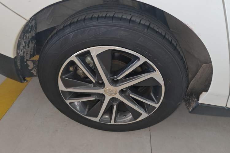 Used Venucia D60 2019 100 000 Honor 1.6L XL CVT Chenku Edition China VI Standard
