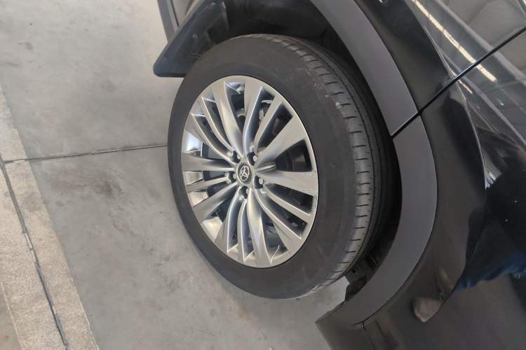 Used Toyota Highlander 2023 2.5L Smart Electric Hybrid Dual-Engine Four-Wheel Drive Prestige Version – 7 Seats
