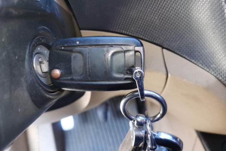 Used Wuling Hongguang 2014 1.5L S Comfort Model