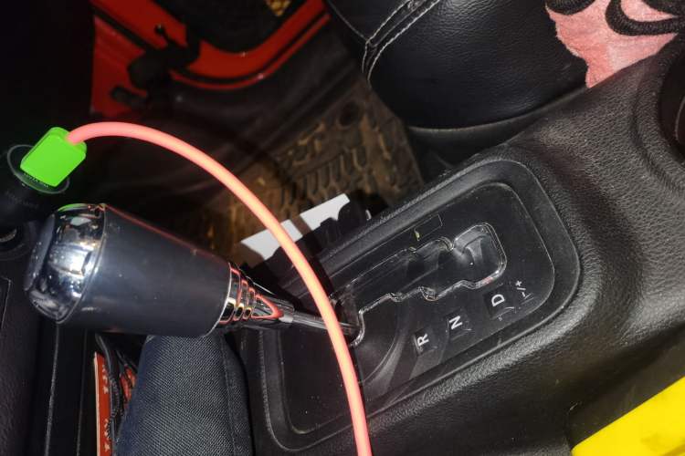 Used Jeep Wrangler 2017 3.0L Sahara Four-Door Comfort Edition Gear Lever