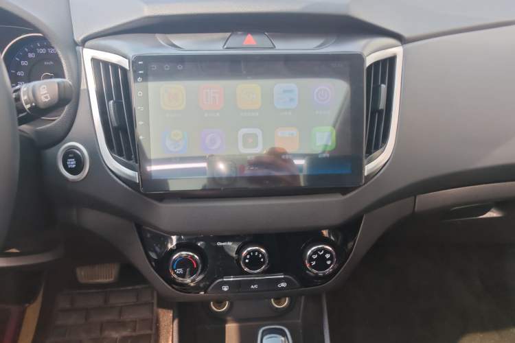 Used Hyundai ix25 2017 1.6L Automatic Smart Version
