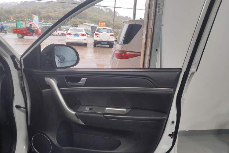 Used Haval H6 2015 Sport Edition 1.5T Automatic Two-Wheel Drive Luxury Model