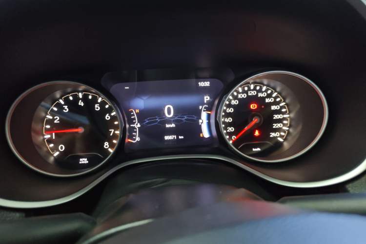 Used Jeep Compass 2017 200T Automatic Family Edition Instrument Cluster