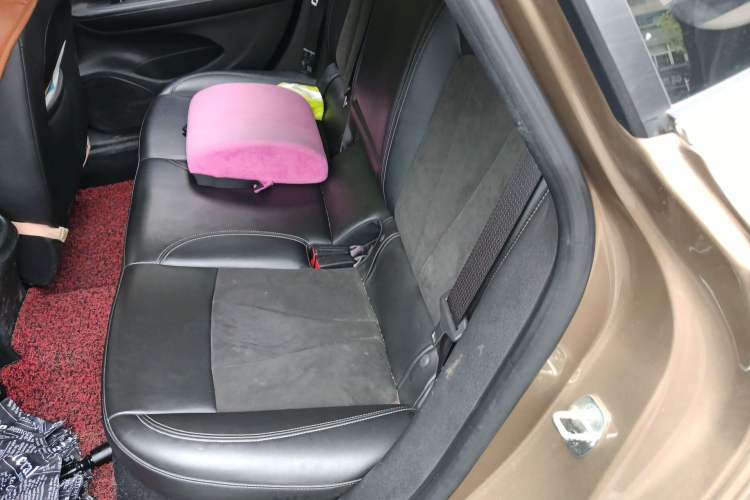 Used Buick Verano 2015 Sedan 20T Dual-Clutch Elite Model Left Rear Seat