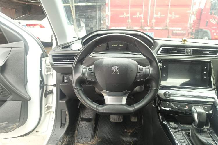 Used Peugeot 308 2018 1.6L Automatic Luxury Edition
