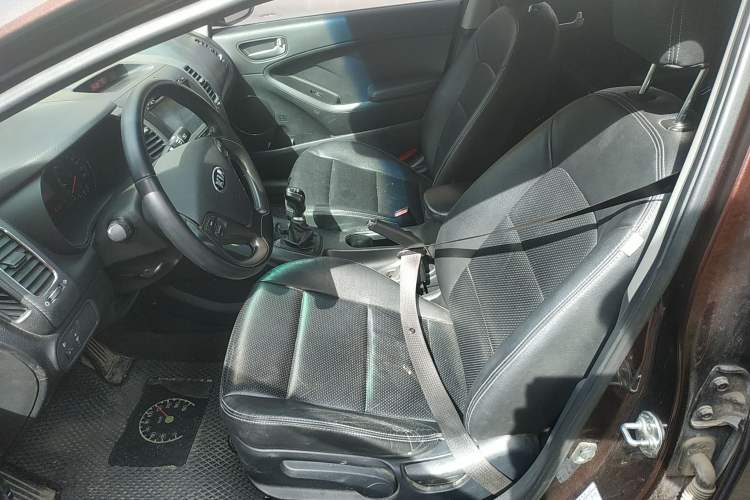 Used Kia K3 2015 1.6L Manual GLS Left Front Seat