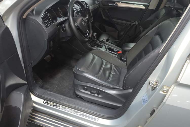 Used Volkswagen Tiguan L 2018 Facelift 330TSI Automatic Two-Wheel Drive Luxury Edition
