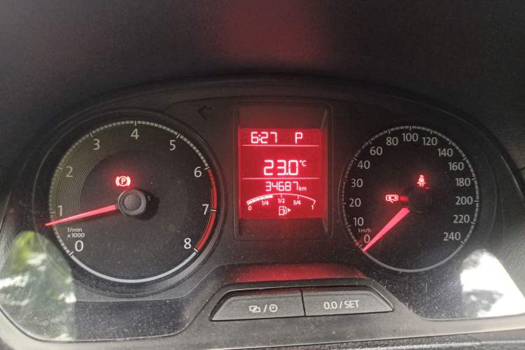 Used Volkswagen Jetta 2019 Dream Edition 1.5L Automatic Fashionable Version Instrument Cluster