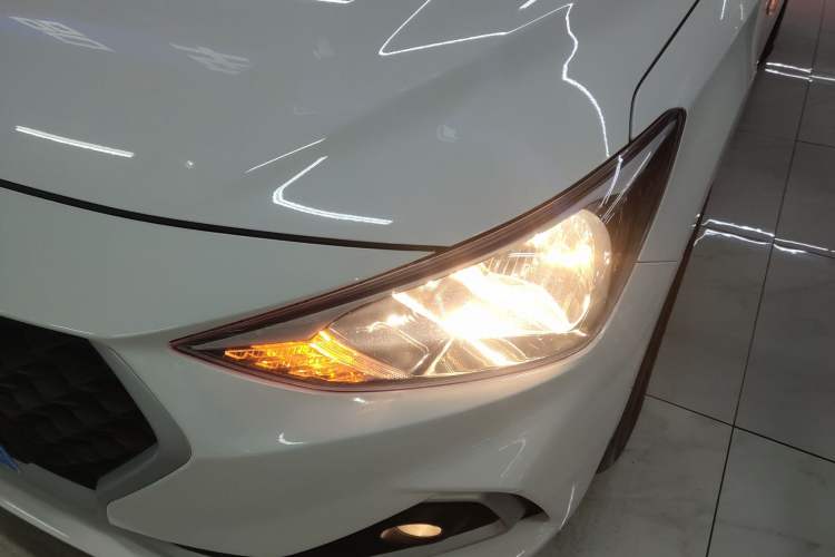 Used Hyundai Celesta 2018 1.6L Automatic GL Enjoyment Edition China VI compliant Left Front Headlight