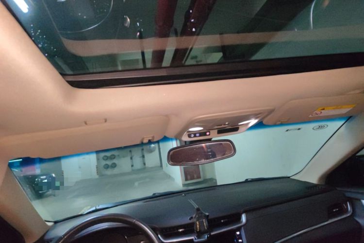 Used Cadillac XTS 2018 28T Tech Edition Headliner