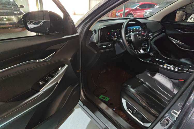 Used CHANGAN CS75 PLUS 2020 1.5T Automatic Luxury Version Driver Seat