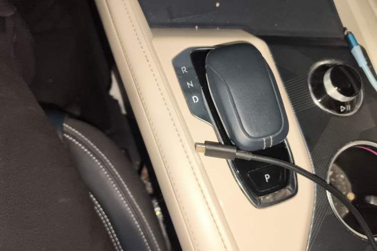 Used Zeekr 001 2023 WE Edition 86 kWh Gear Lever