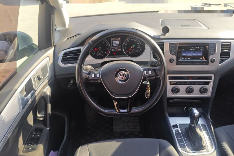 Used Volkswagen Golf Sportsvan 2016 230TSI Automatic Trend Edition Steering Wheel