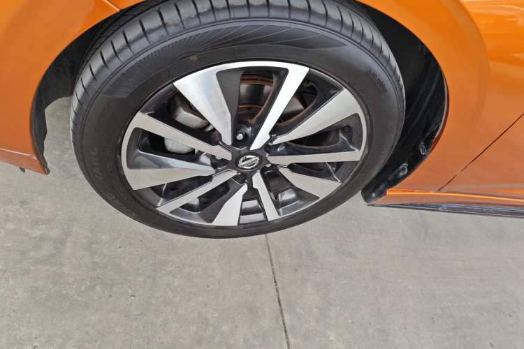 Used Nissan Sylphy 2021 1.6L TOP CVT Luxury Edition Exterior 1