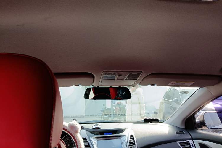 Used Hyundai Elantra (5th Generation / Langdong) 2015 1.6L Manual Fashion Edition