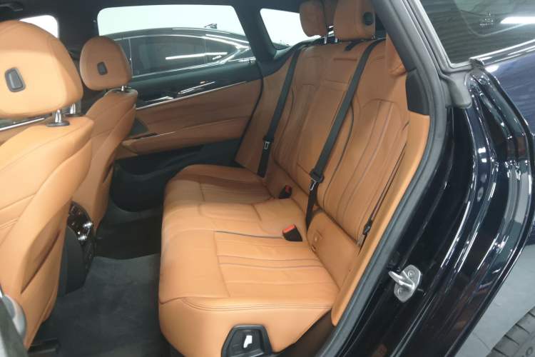 Used BMW 6 Series GT 2022 630i M Sport Package
