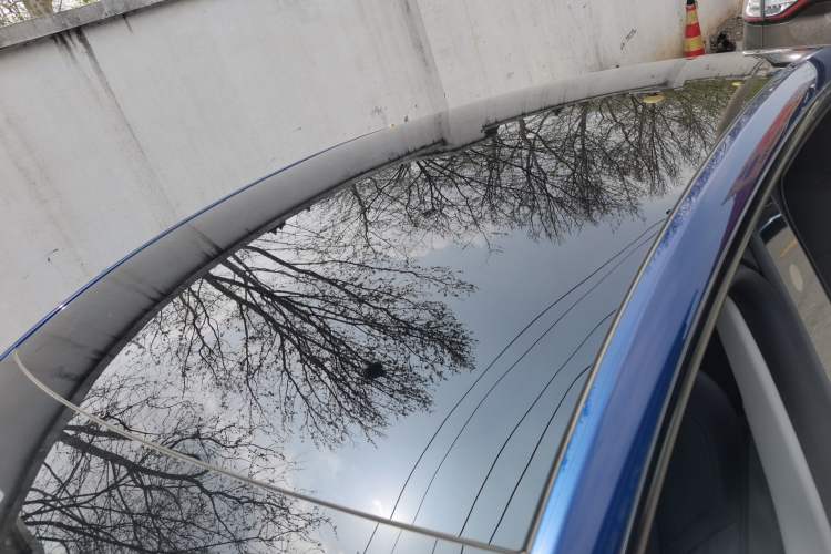 Used Tesla Model Y 2021 Long-Range All-Wheel-Drive Version
