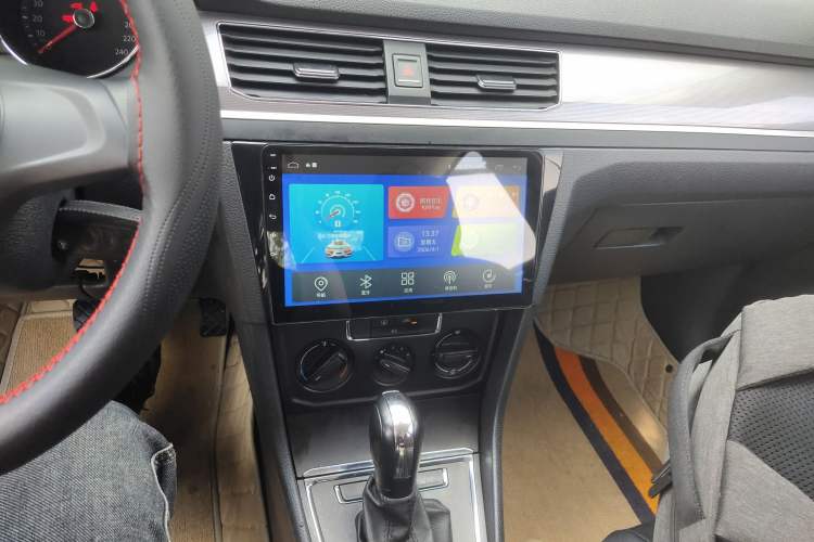 Used Volkswagen Bora 2018 1.5L Automatic Fashion Model