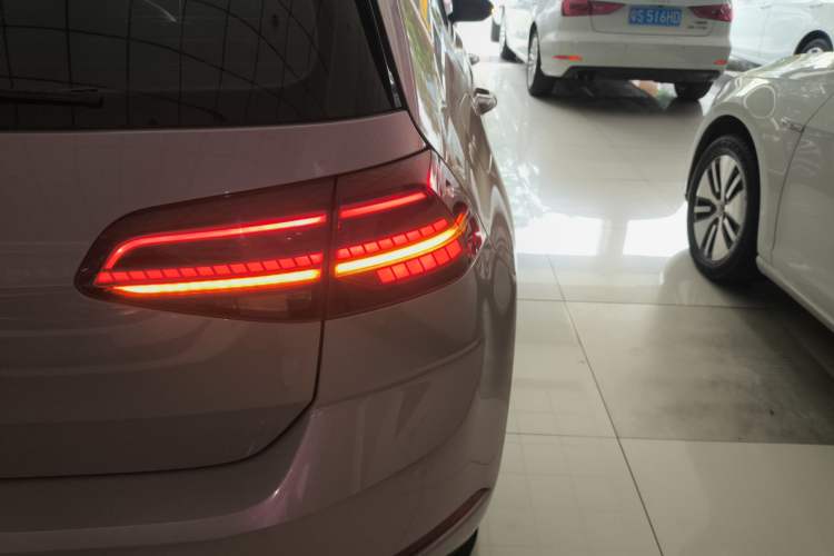 Used Volkswagen Golf 2019 280TSI DSG R-Line Model China V Standard