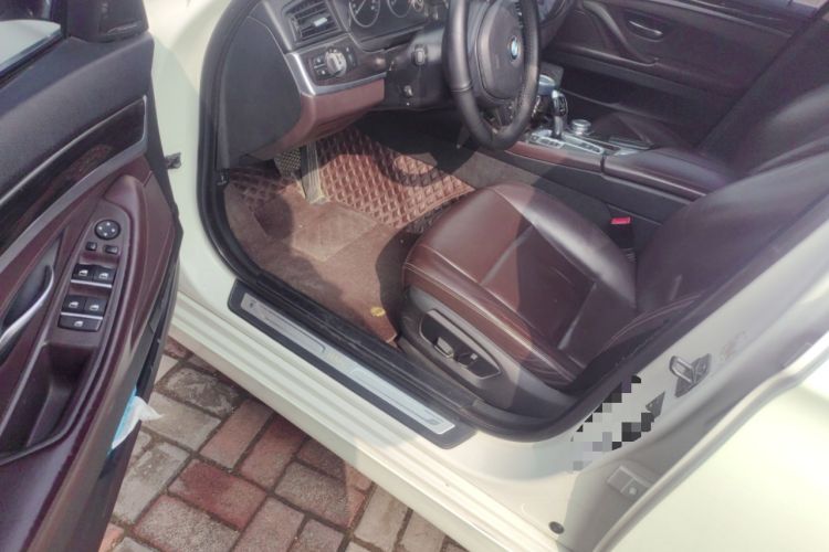 Used BMW 5 Series 2014 525Li Luxury Design Package
