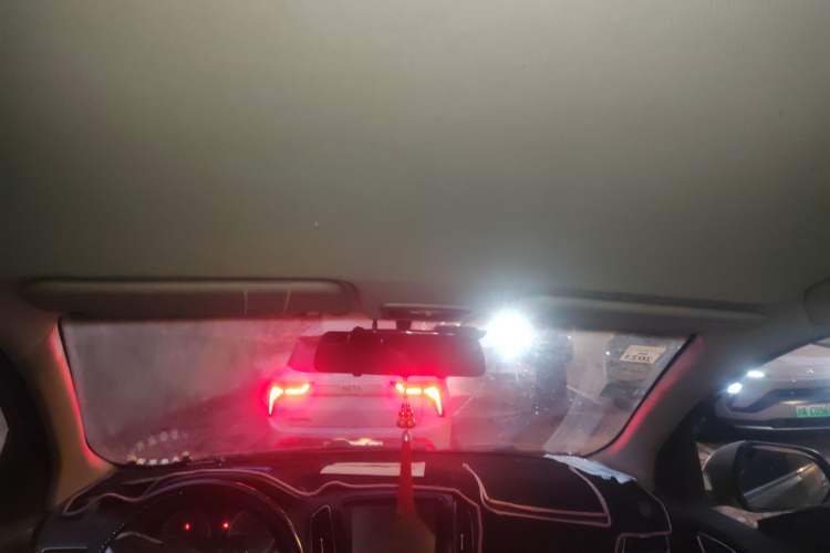 Used Baojun 730 2014 1.5L manual Comfort ESP version 7 seats