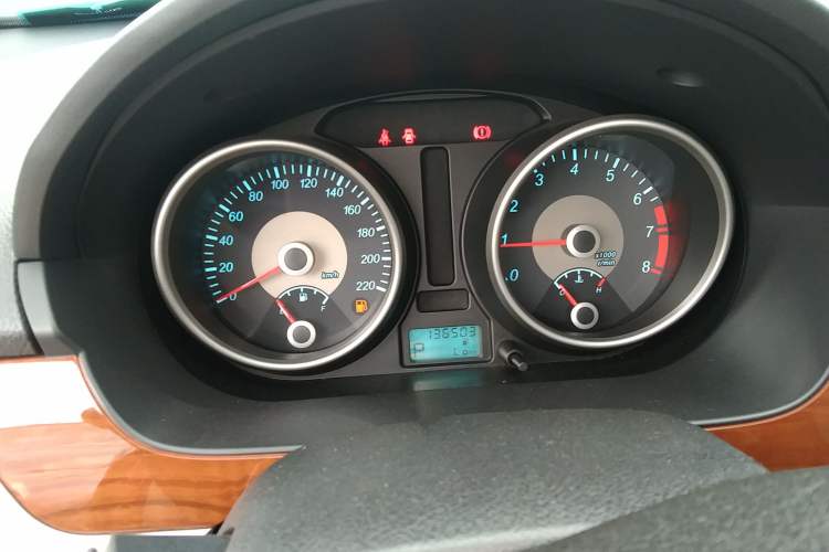 Used Buick Excelle 2013 1.5L Automatic Luxury Model Instrument Cluster