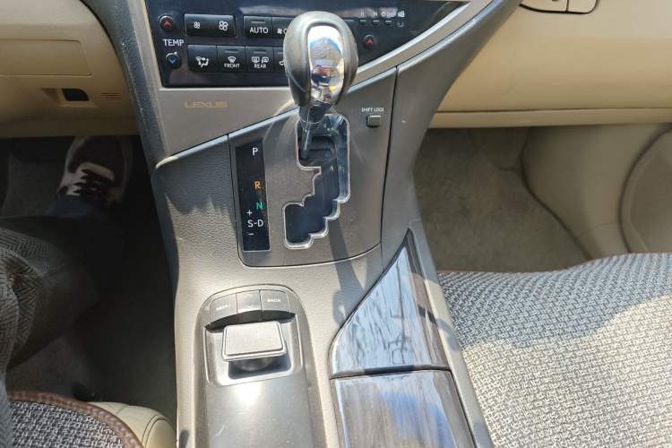 Used Lexus RX Classic 2013 270 Elegant Edition