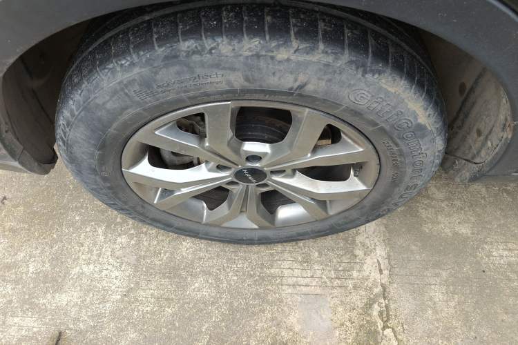 Used Haval H6 2021 National Trend Edition 1.5T Automatic Champion Version Left Front Wheel Hub