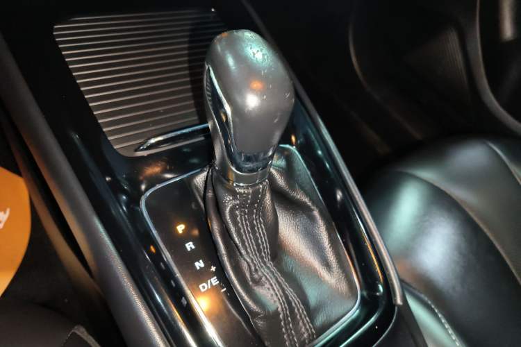 Used Roewe i5 2019 1.5L Automatic 4G Connected Linghao Flagship Edition
